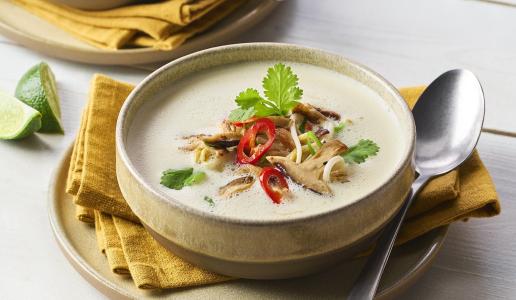 TOM KHA KAI